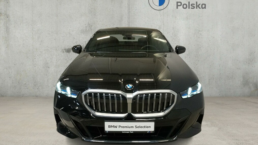 BMW Serii 5, 520