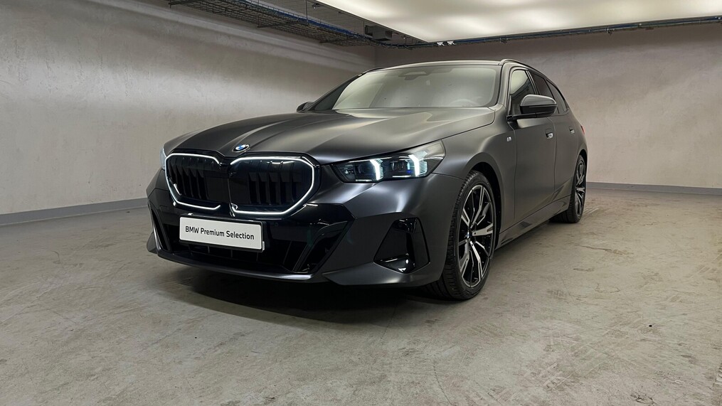BMW Serii 5, 520