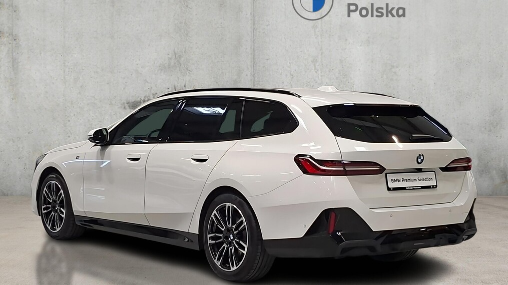 BMW Serii 5, 520