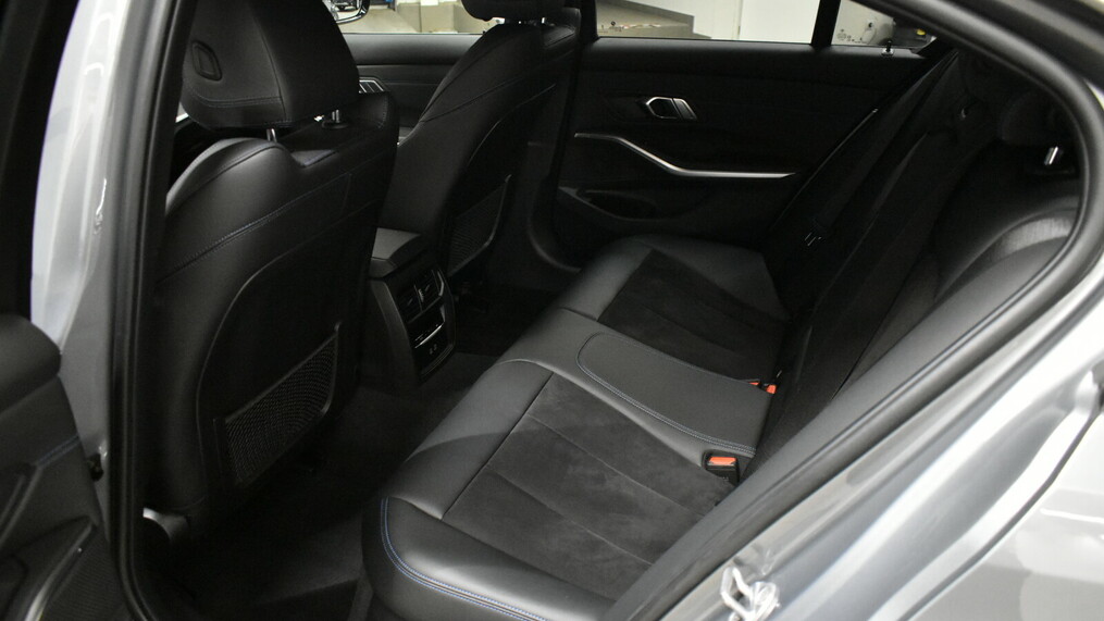 BMW Seria 3 330