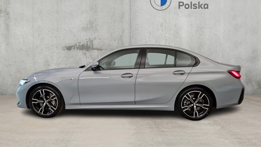 BMW Serii 3, 330