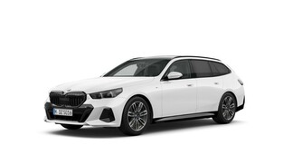 BMW Serii 5, 520