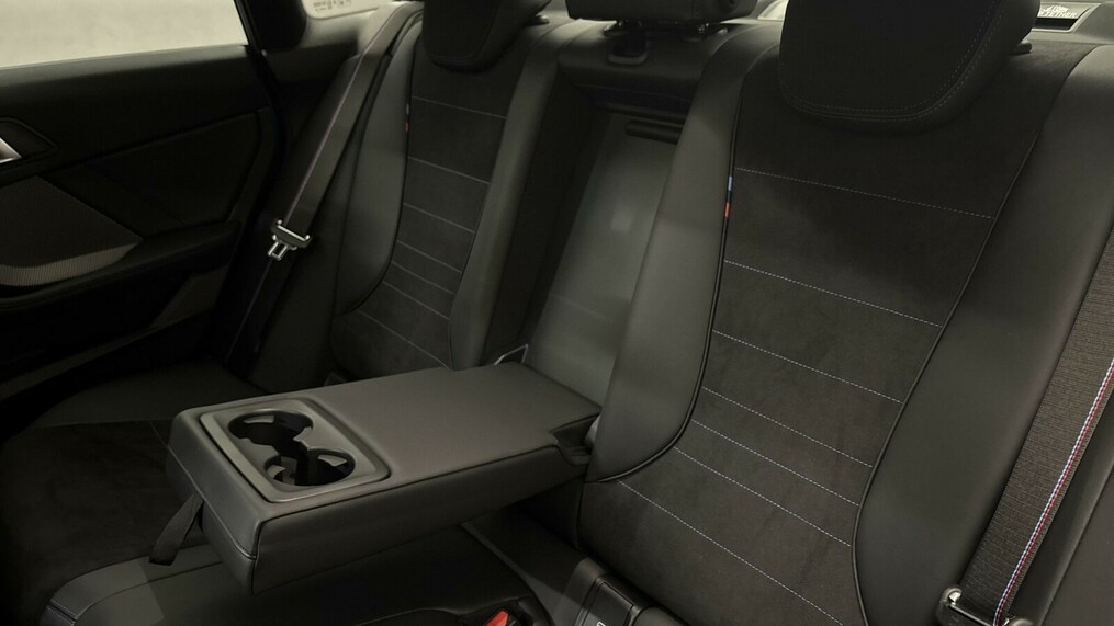 BMW Serii 2, 220