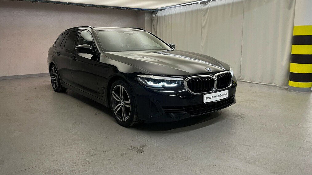 BMW Serii 5, 520