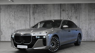 BMW Serii 7, 740
