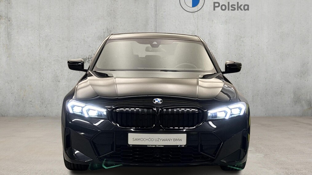 BMW Serii 3, 330