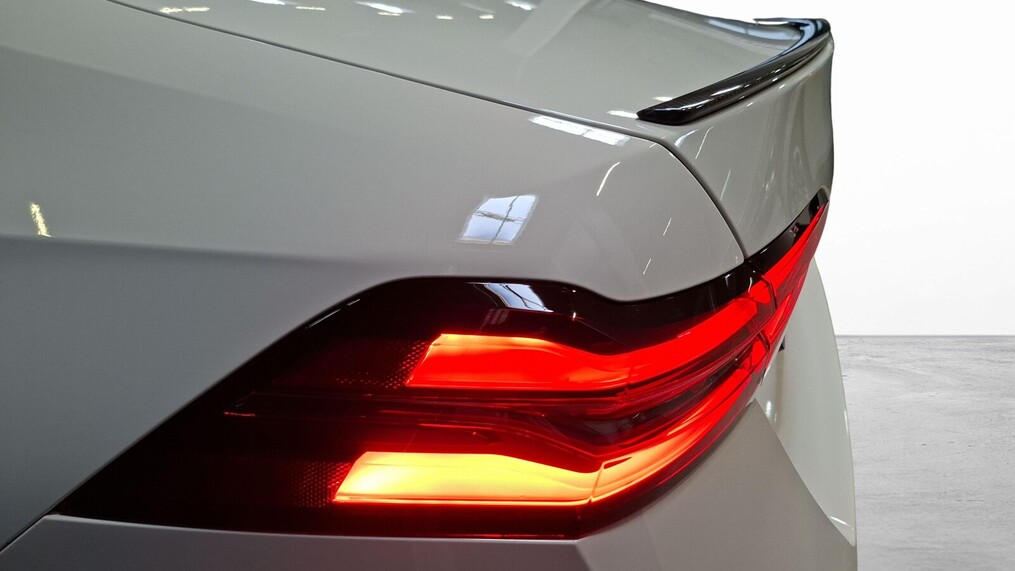 BMW Serii 5, 520