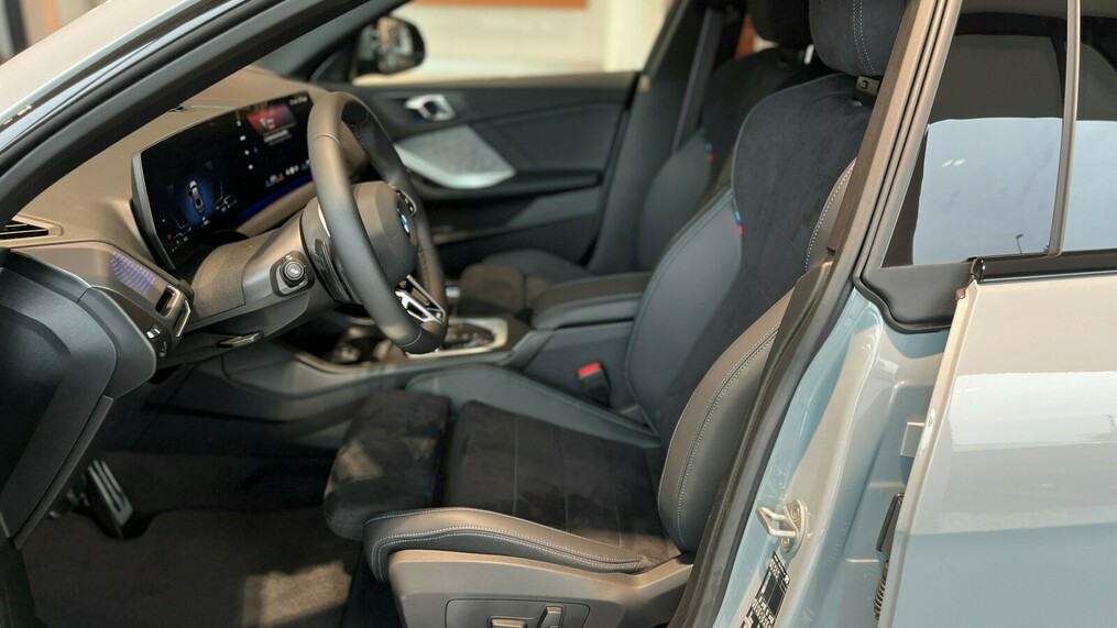 BMW Serii 2, 220