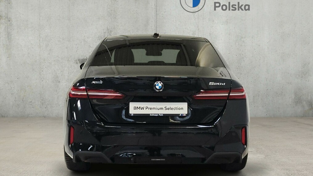 BMW Seria 5, 520