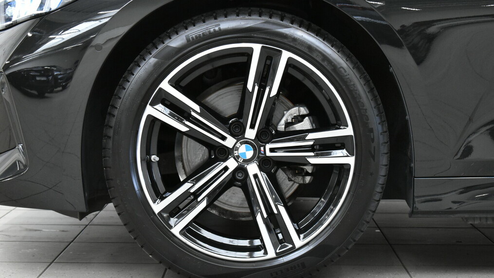 BMW Seria 3, 320