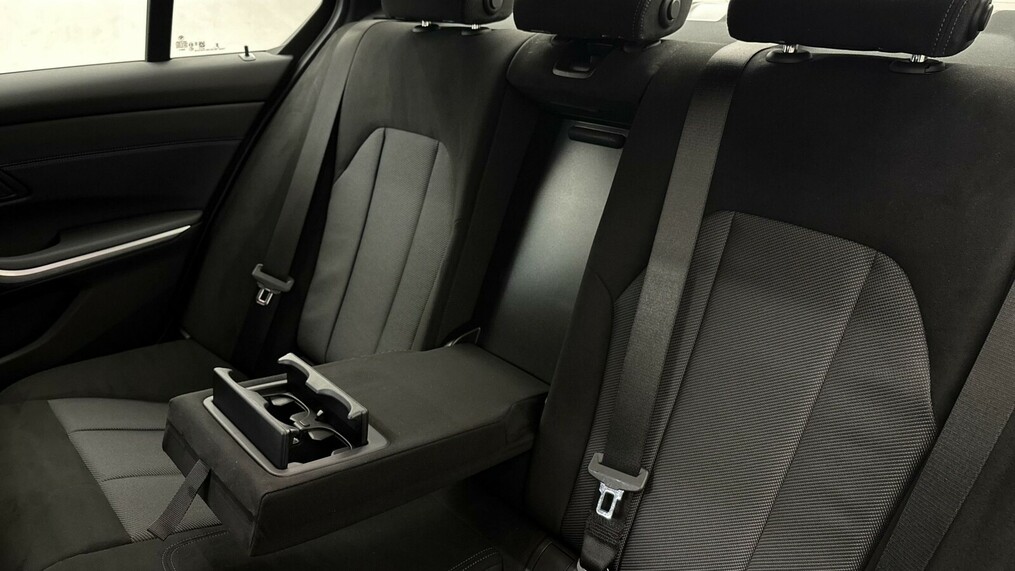 BMW Seria 3 318