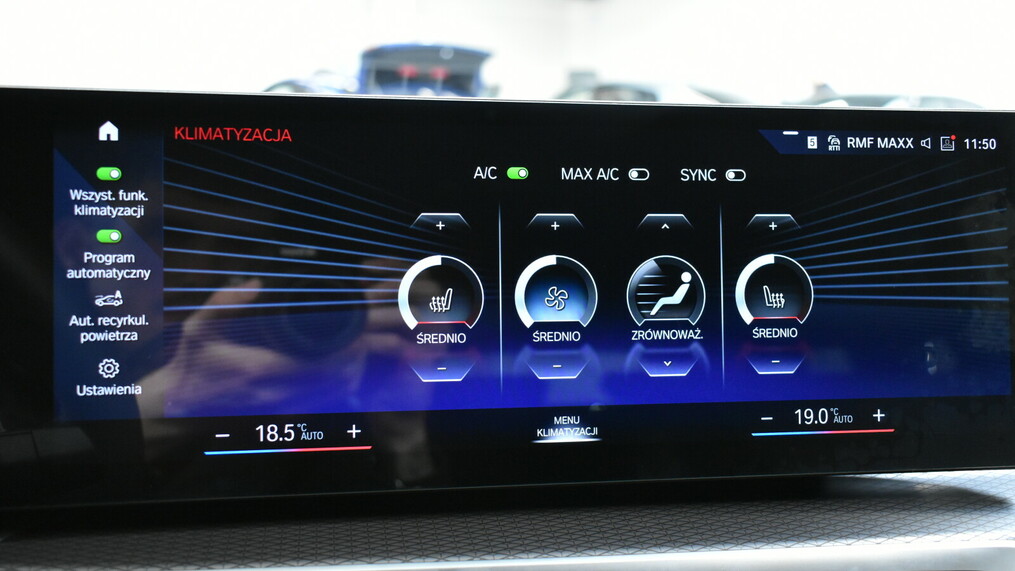 BMW Seria 3, 330