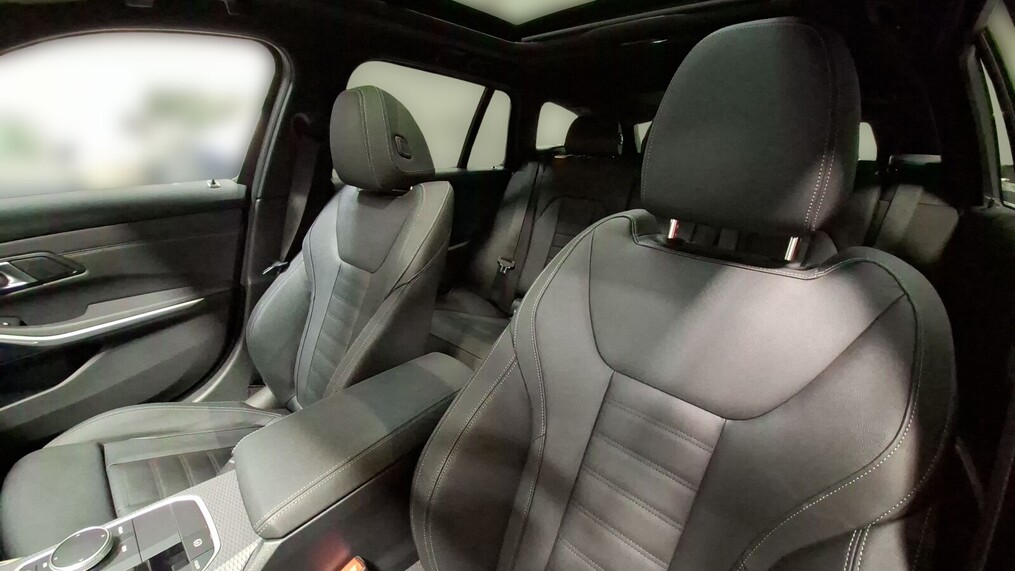 BMW Serii 3, 340