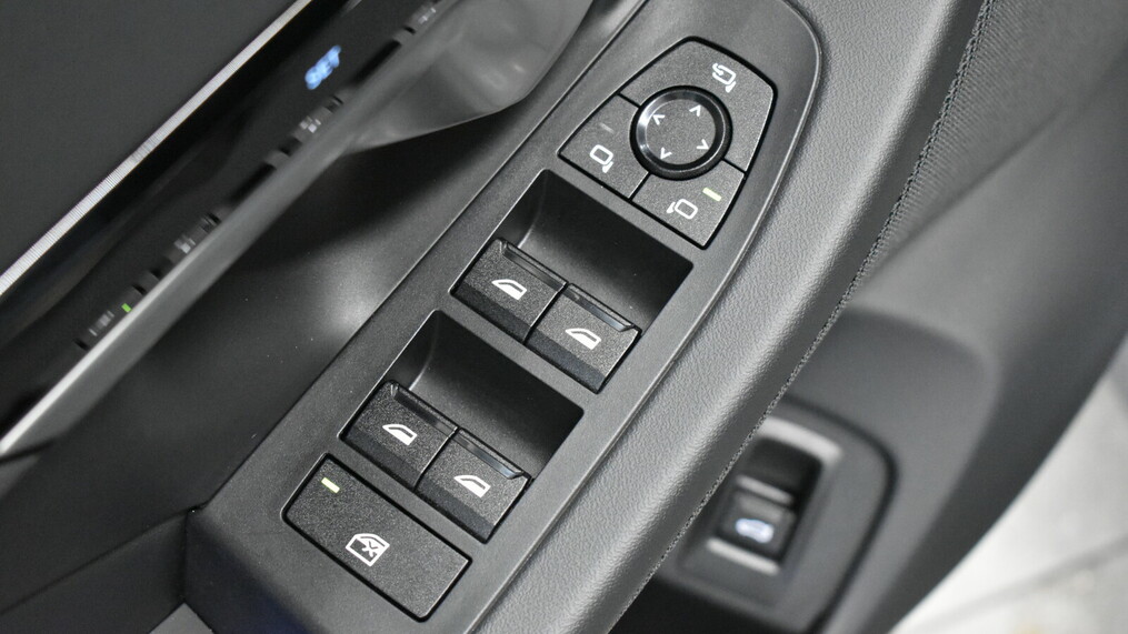 BMW Seria 5, 520