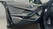 BMW Seria 2, 218