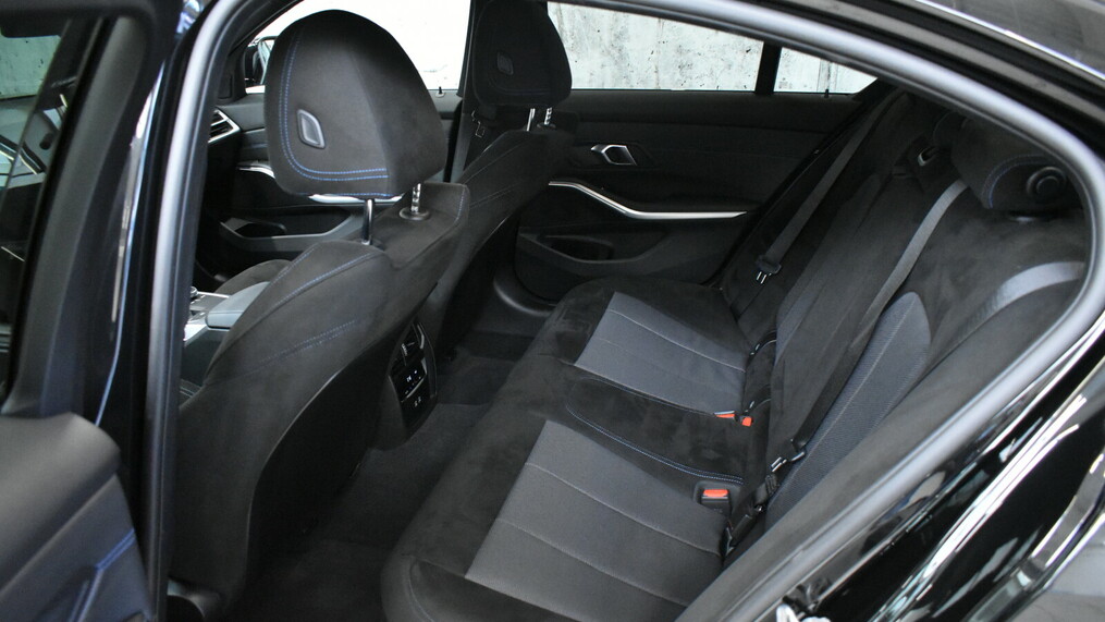 BMW Seria 3, 320