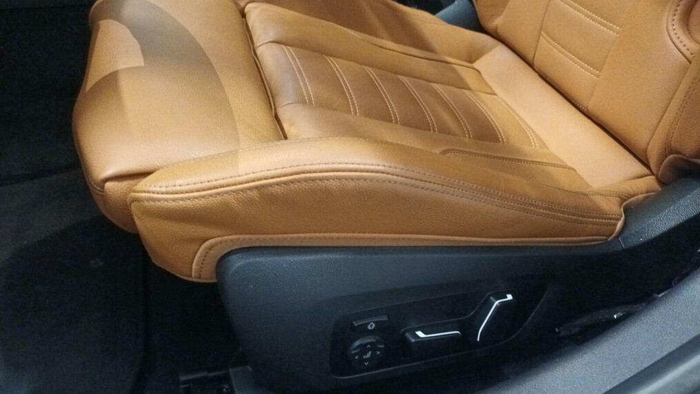 BMW Serii 3, 340