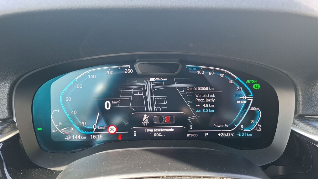 BMW Serii 5, 530