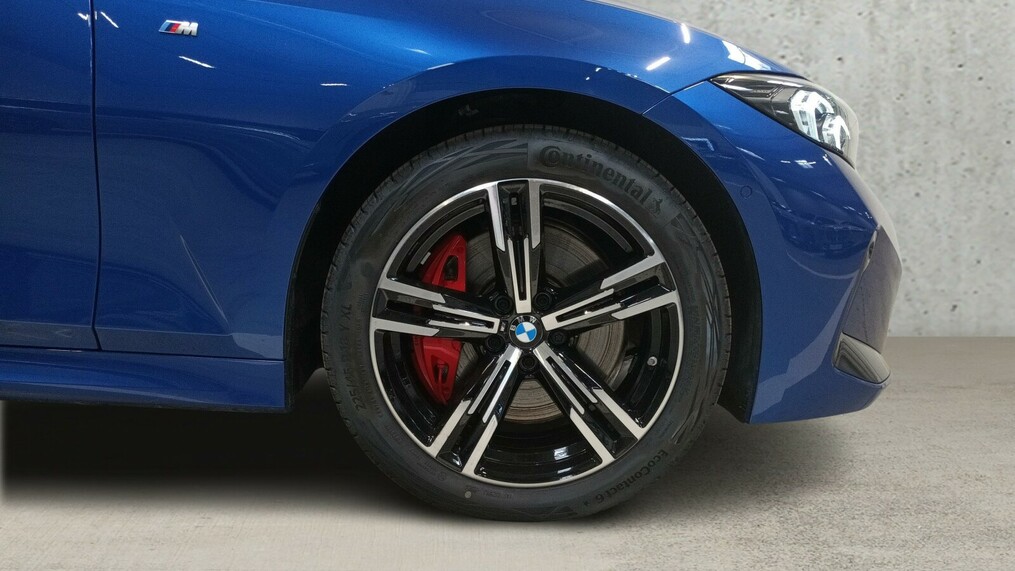 BMW Serii 3, 320