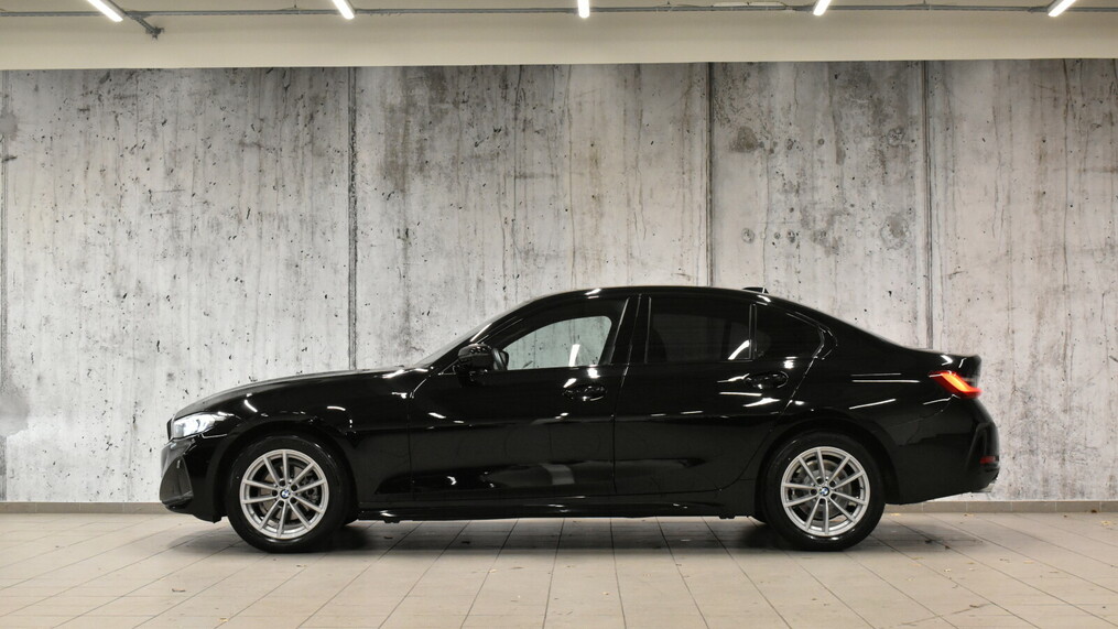 BMW Serii 3, 318
