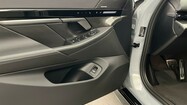 BMW Serii 5, 520