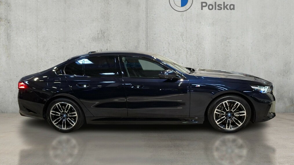 BMW Serii 5, 550