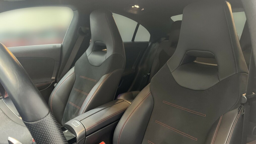 Mercedes-Benz CLA 200