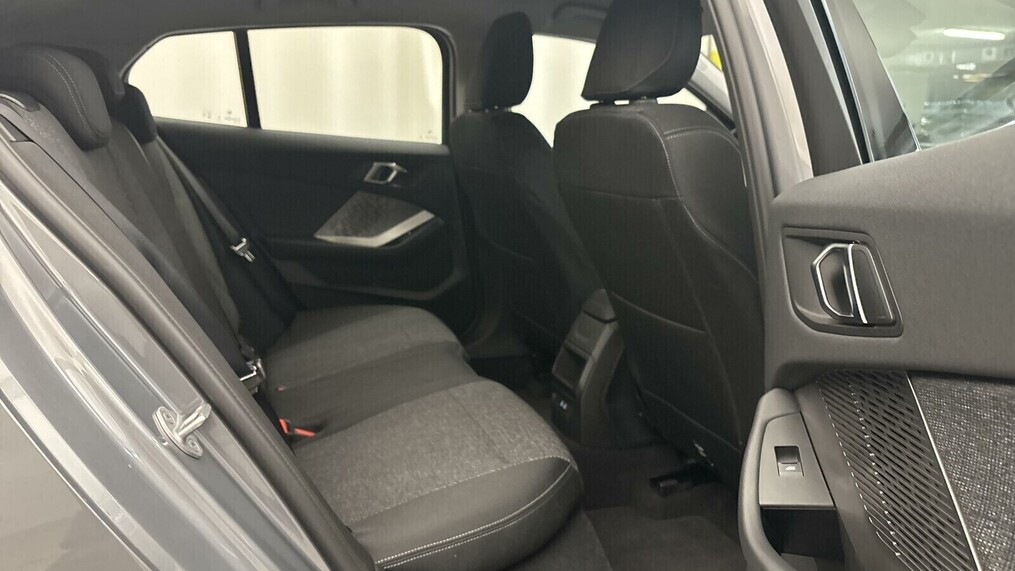 BMW Serii 1, 118