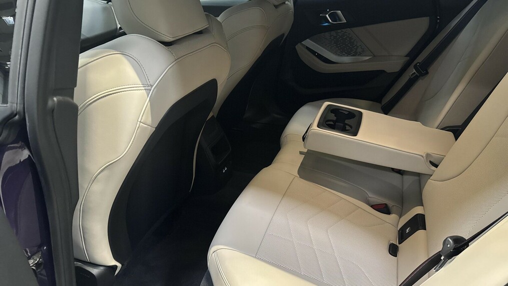 BMW Serii 2, 220