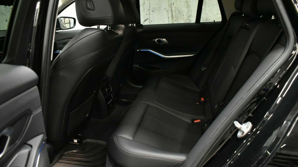 BMW Seria 3 320