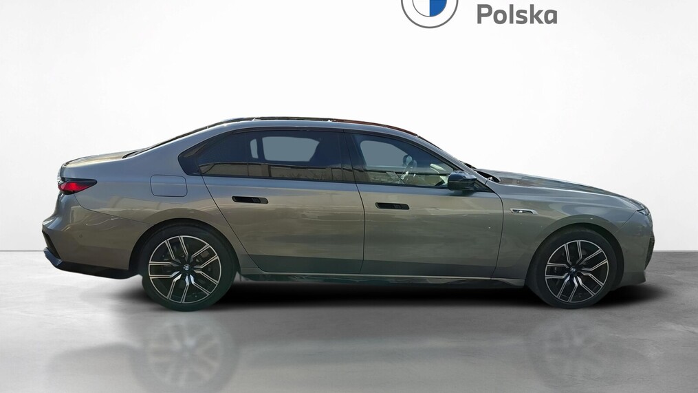 BMW Serii 7, 760