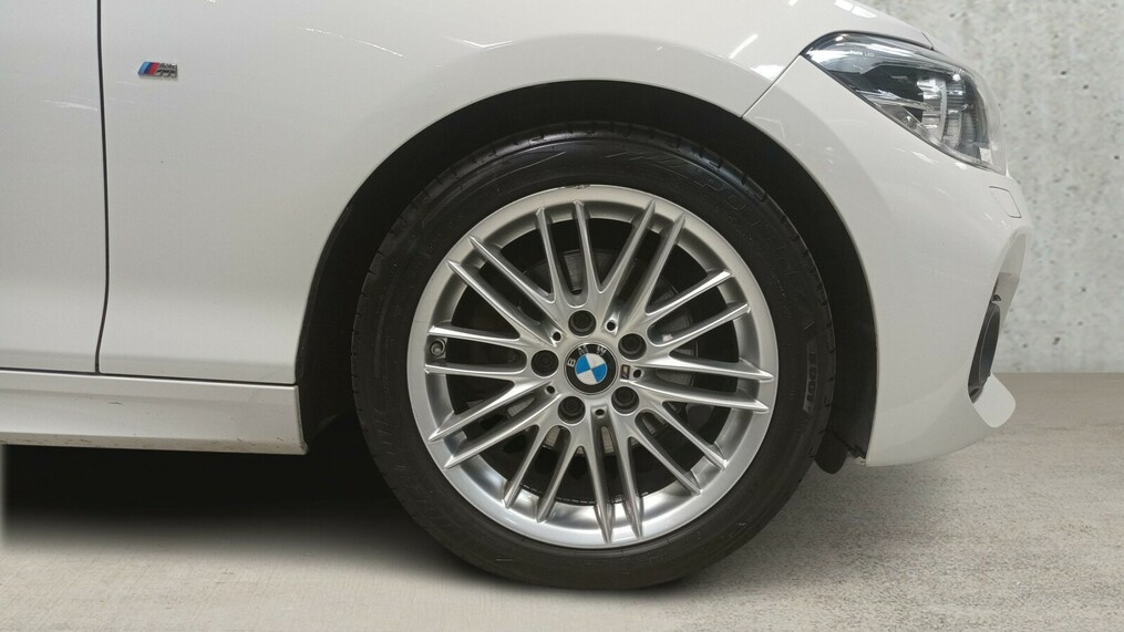 BMW Serii 1, 120