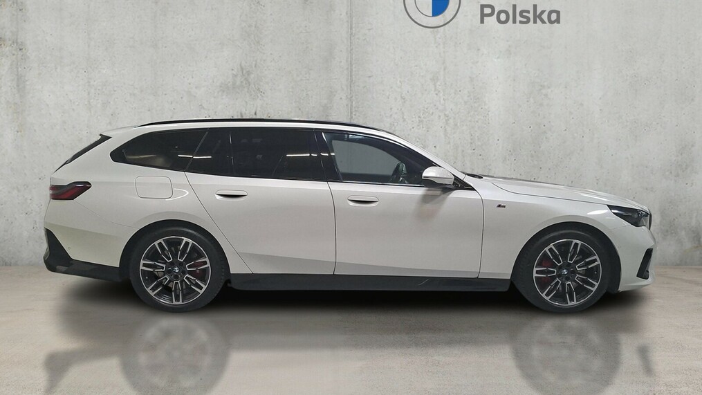 BMW Serii 5, 540