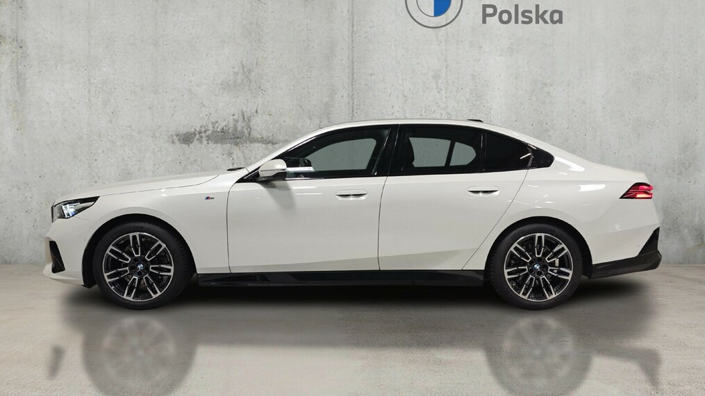 BMW Serii 5, 520