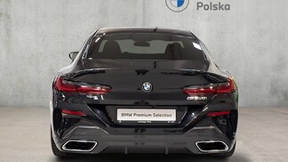 BMW Serii 8, 850