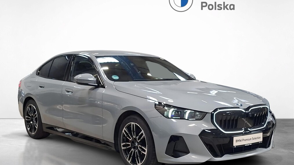 BMW Serii 5, 550