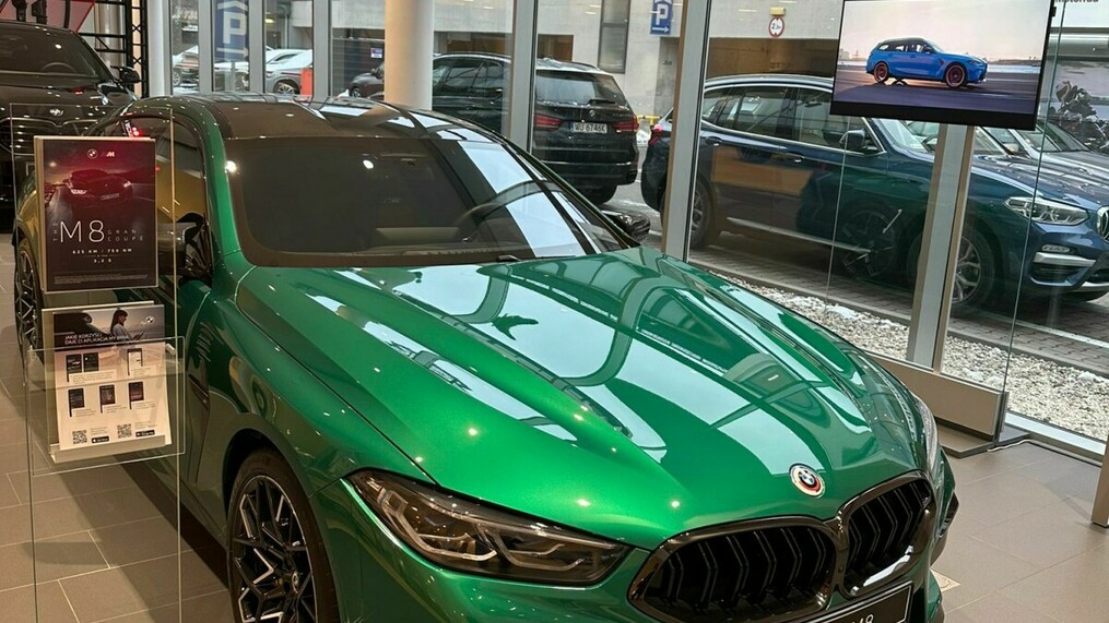 BMW Seria M8