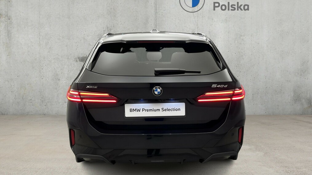 BMW Serii 5, 540