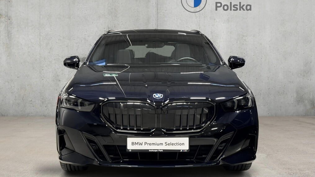 BMW Serii 5, 530