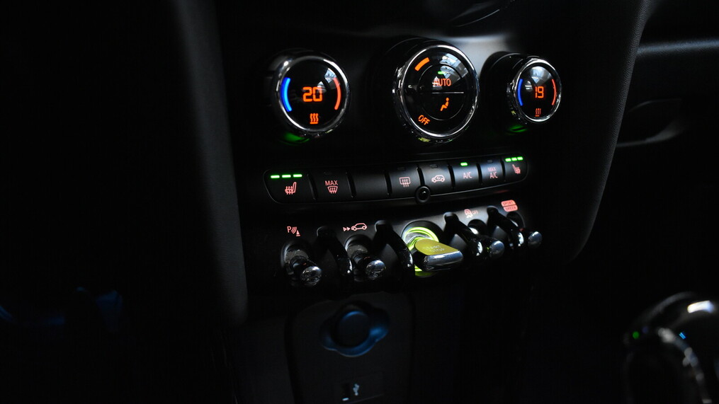 MINI Cooper SE