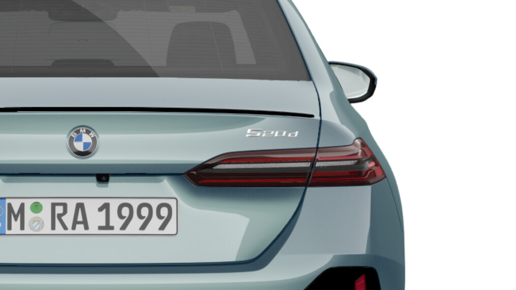 BMW Serii 5, 520