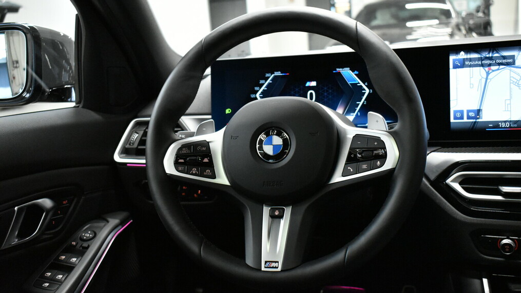 BMW Serii 3, 320