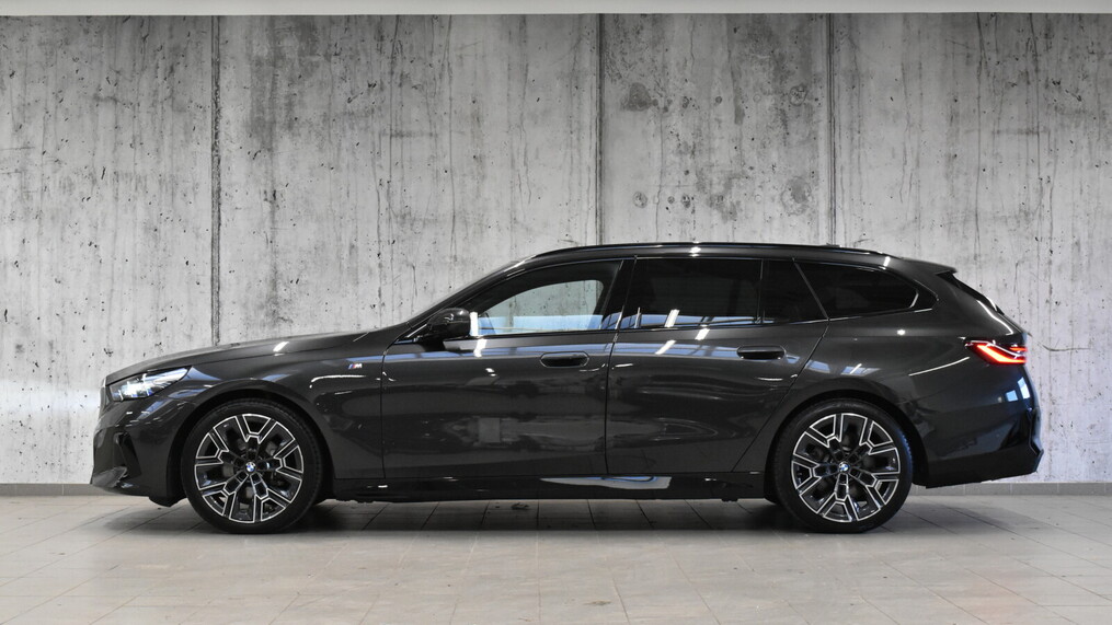 BMW Serii 5, 520