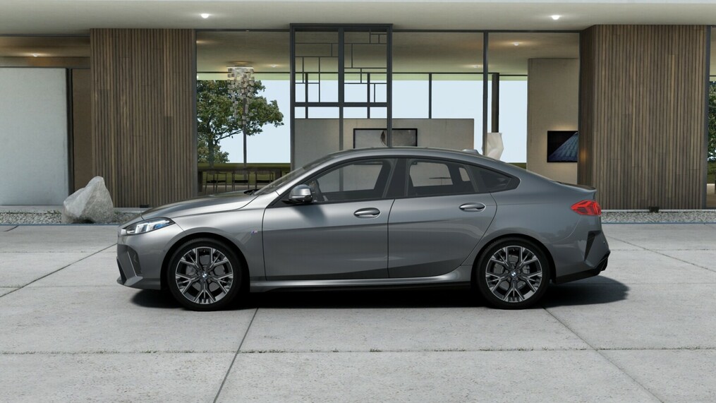 BMW Serii 2, 220