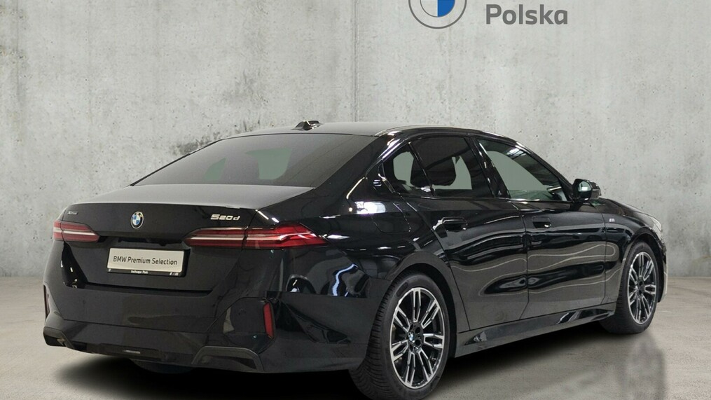 BMW Seria 5, 520