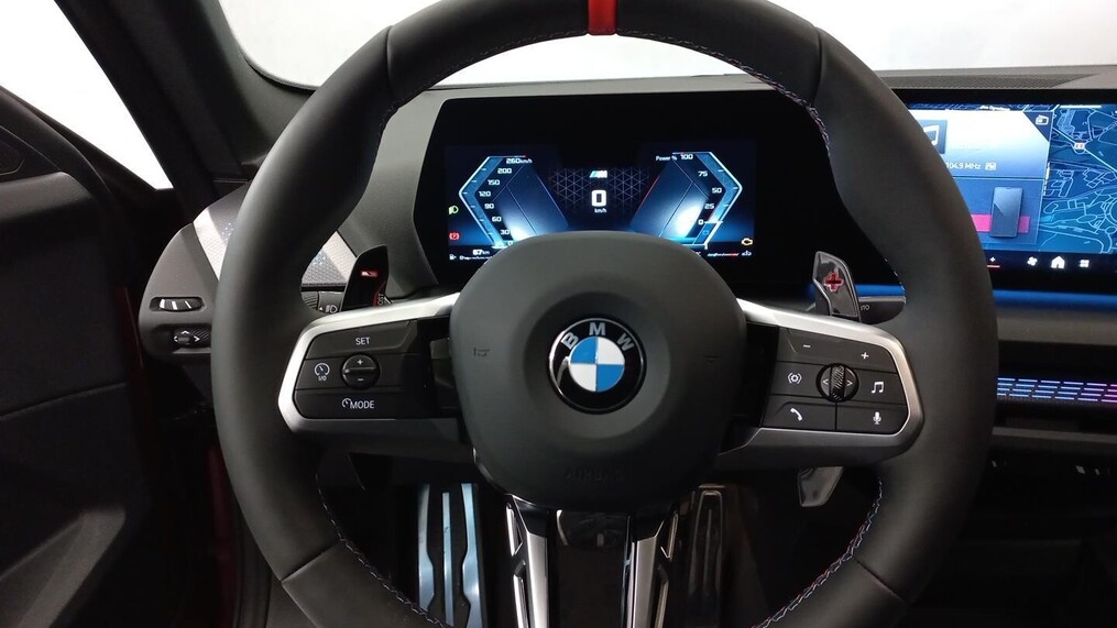 BMW Serii 2, 235
