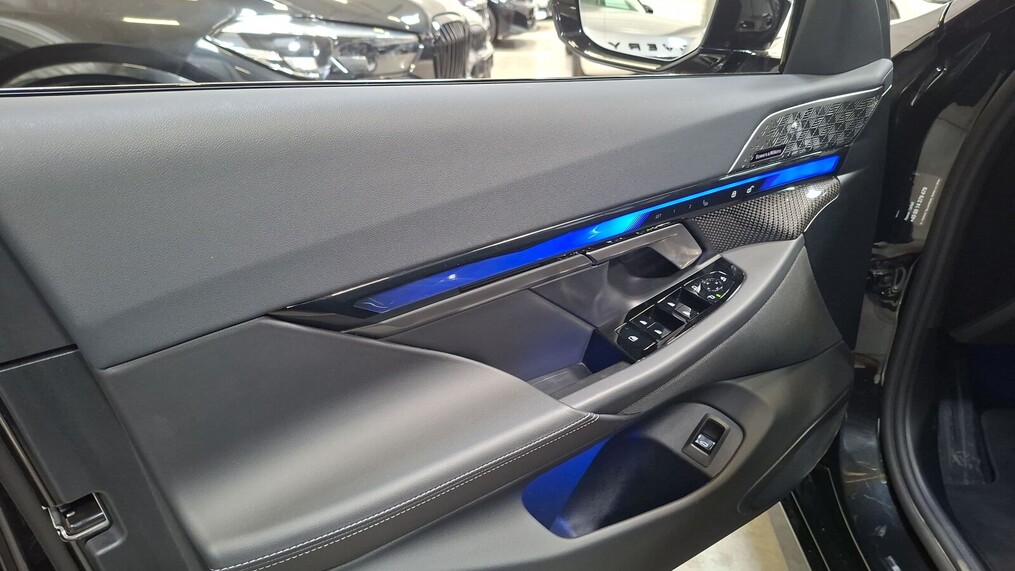 BMW Serii 5, 540