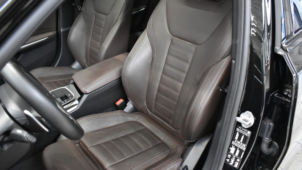 BMW Serii 3, 320