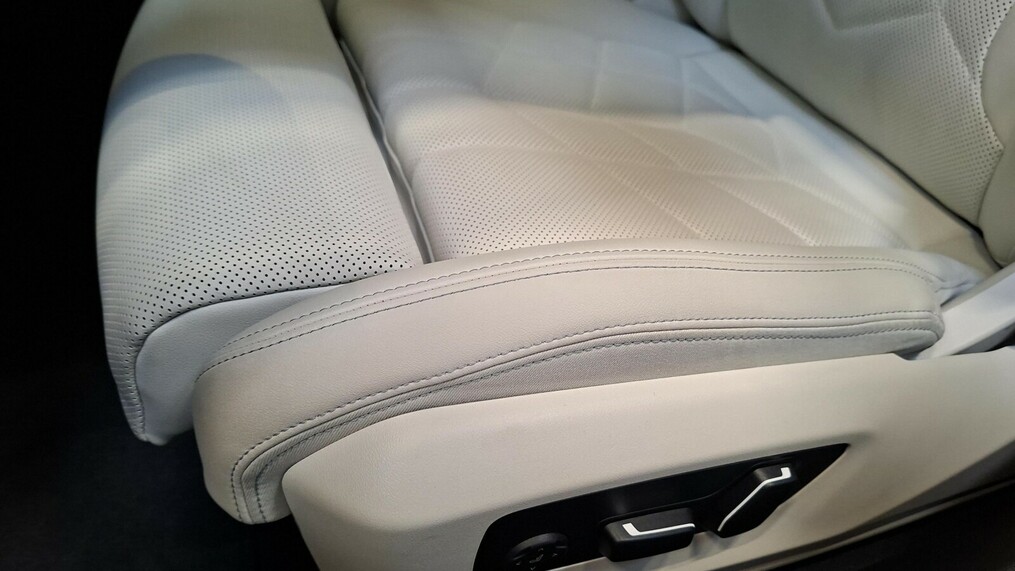 BMW Serii 5, 520