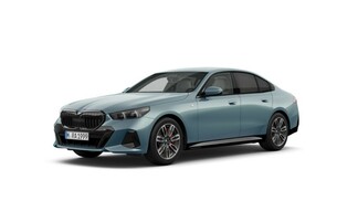 BMW Serii 5, 520